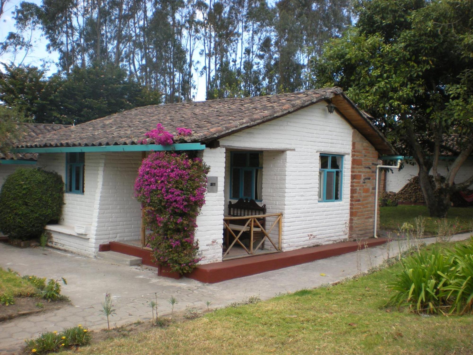 Las Palmeras Inn 오타발로 외부 사진